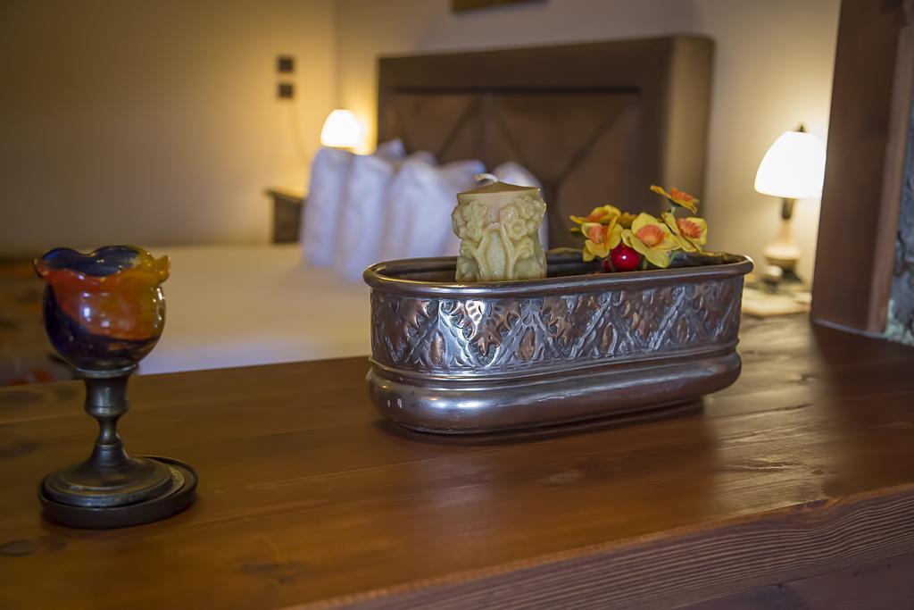 Pandion Luxury Boutique Hotel & Suites With Spa เนโอโคริออน ภายนอก รูปภาพ