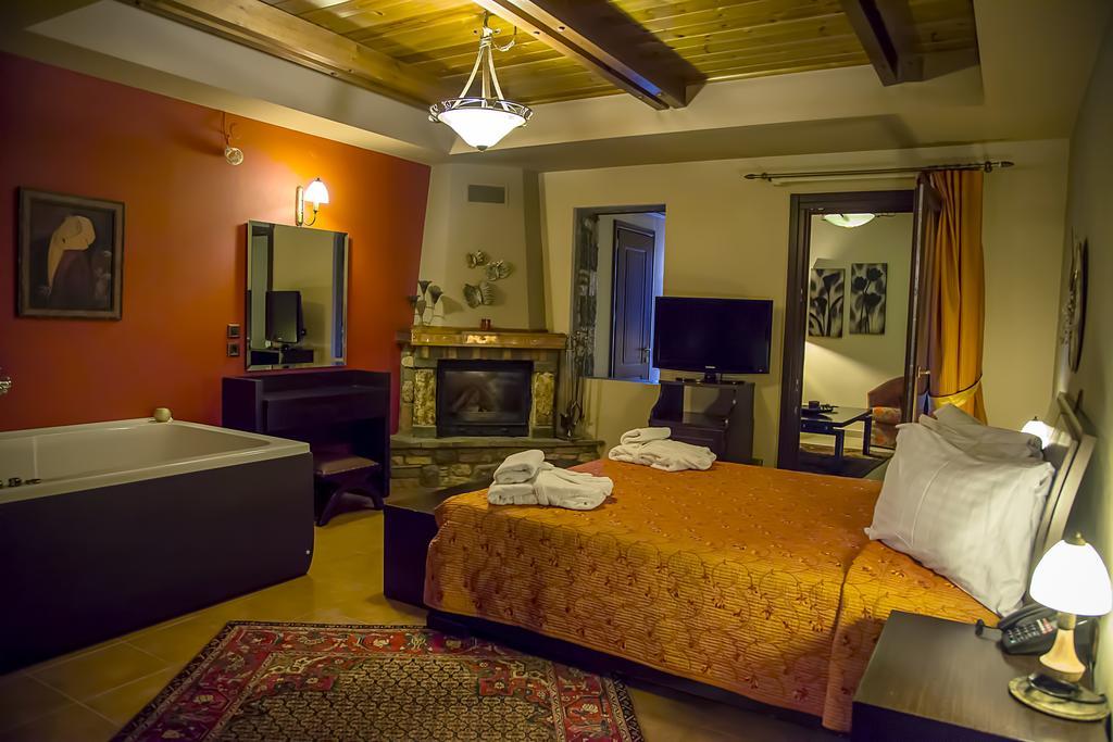 Pandion Luxury Boutique Hotel & Suites With Spa เนโอโคริออน ภายนอก รูปภาพ